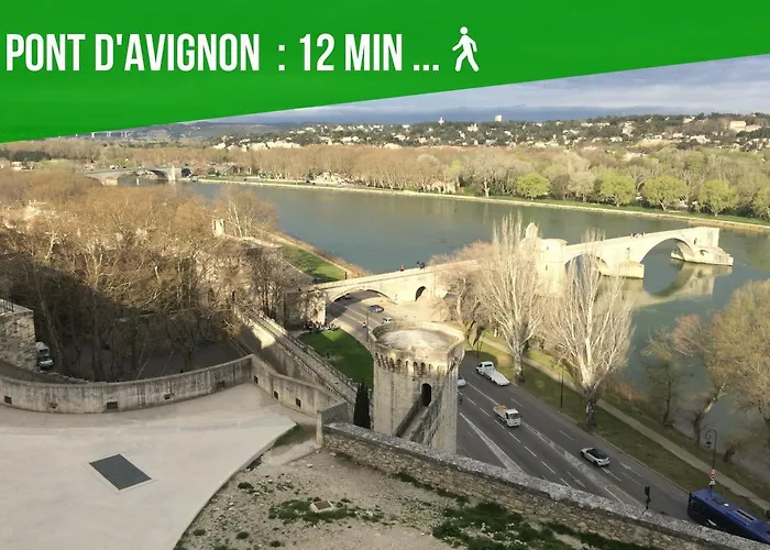 Les Halles-Parking-Avignonsmile